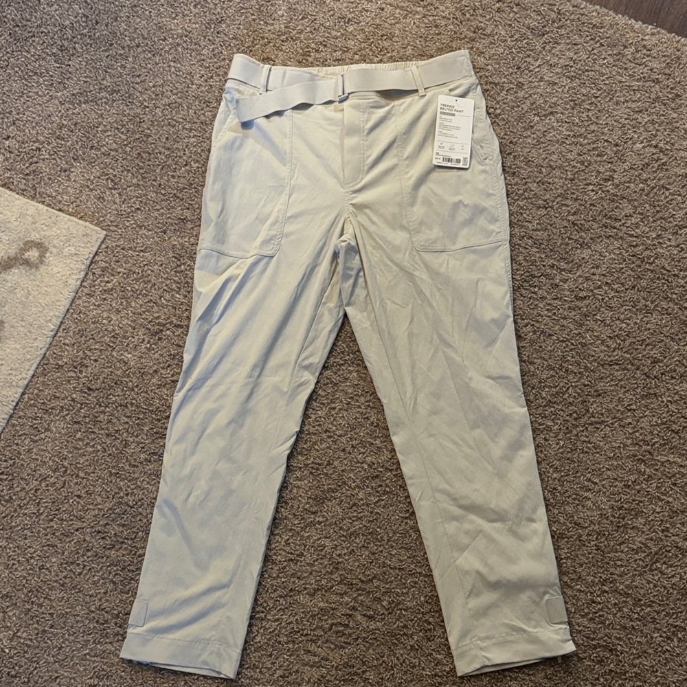 Athleta Trekkie Belted Pant NWT size 10